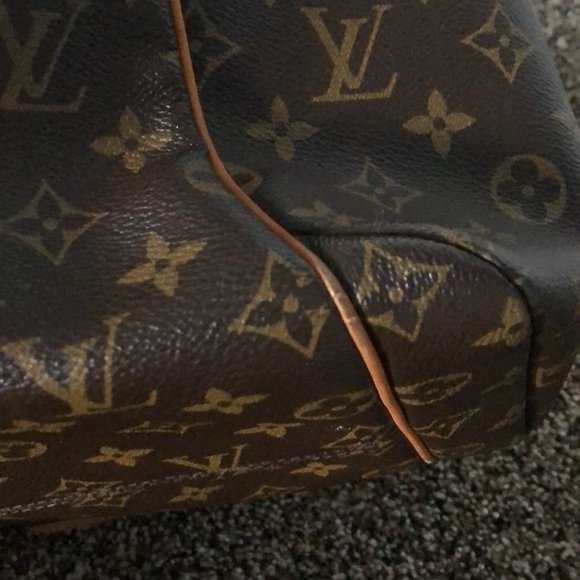 **SOLD** - Picture 4 of 8